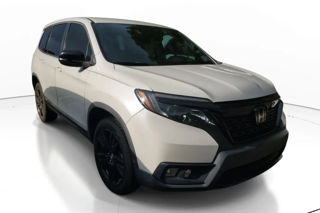 2020 Honda Passport Sport photo 1