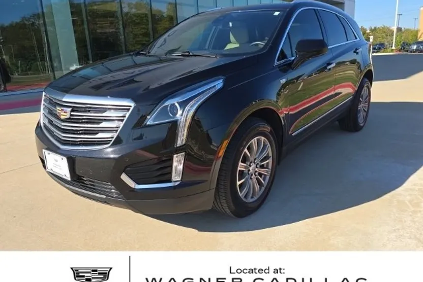 2019 Cadillac XT5 Luxury photo 1