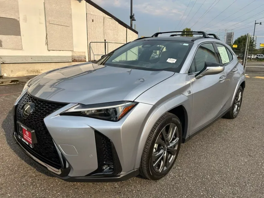 2025 Lexus UX F SPORT Design photo 1