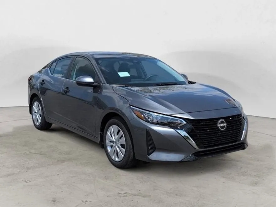 2025 Nissan Sentra S photo 1