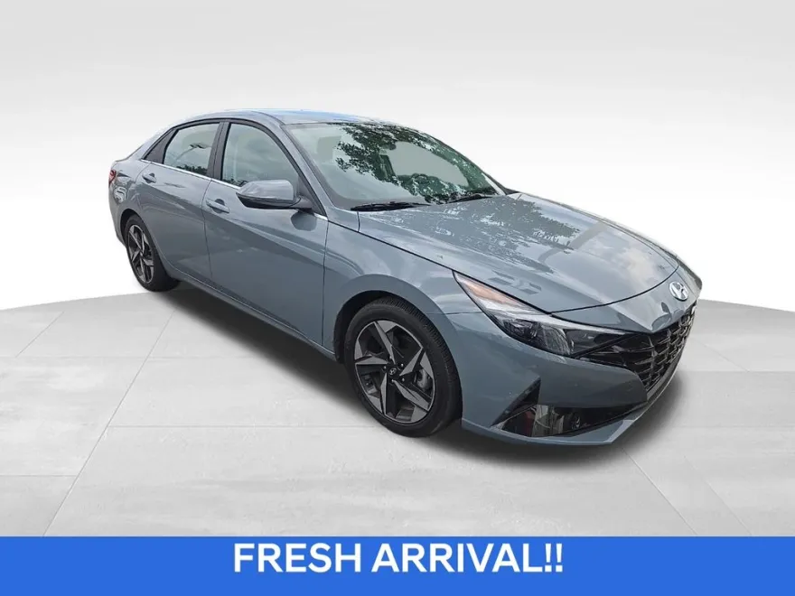 2023 Hyundai Elantra Limited photo 1