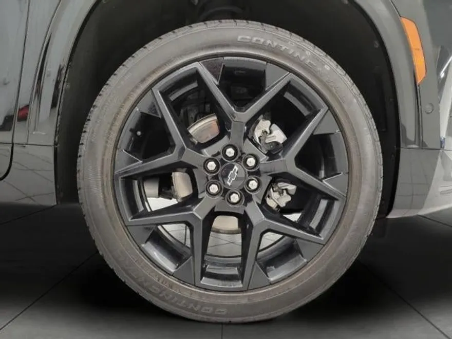 2025 Chevrolet Traverse RS photo 1