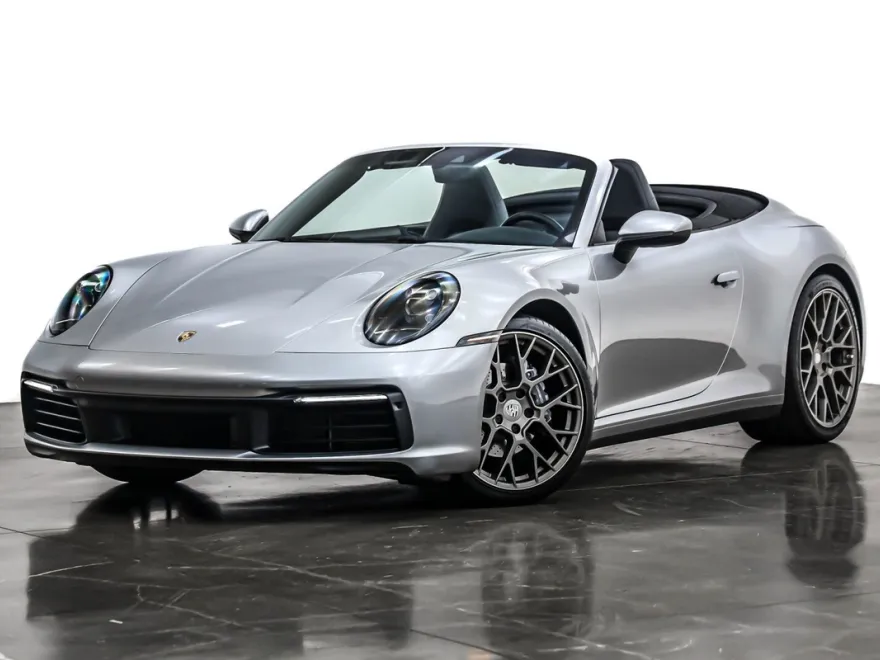 2020 Porsche 911 Cabriolet photo 1