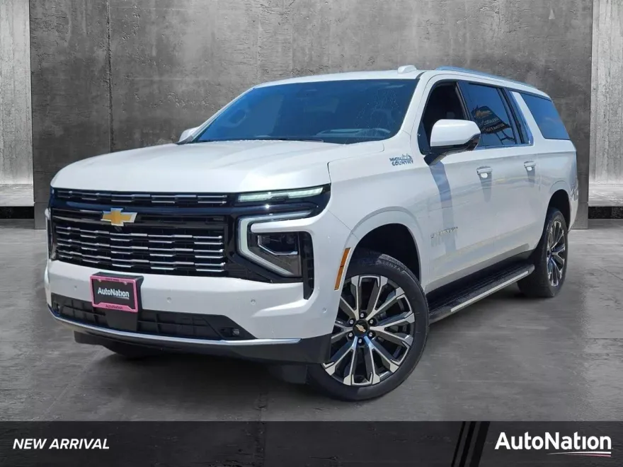 2025 Chevrolet Suburban High Country photo 1