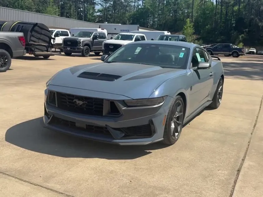 2025 Ford Mustang Dark Horse Deluxe photo 1