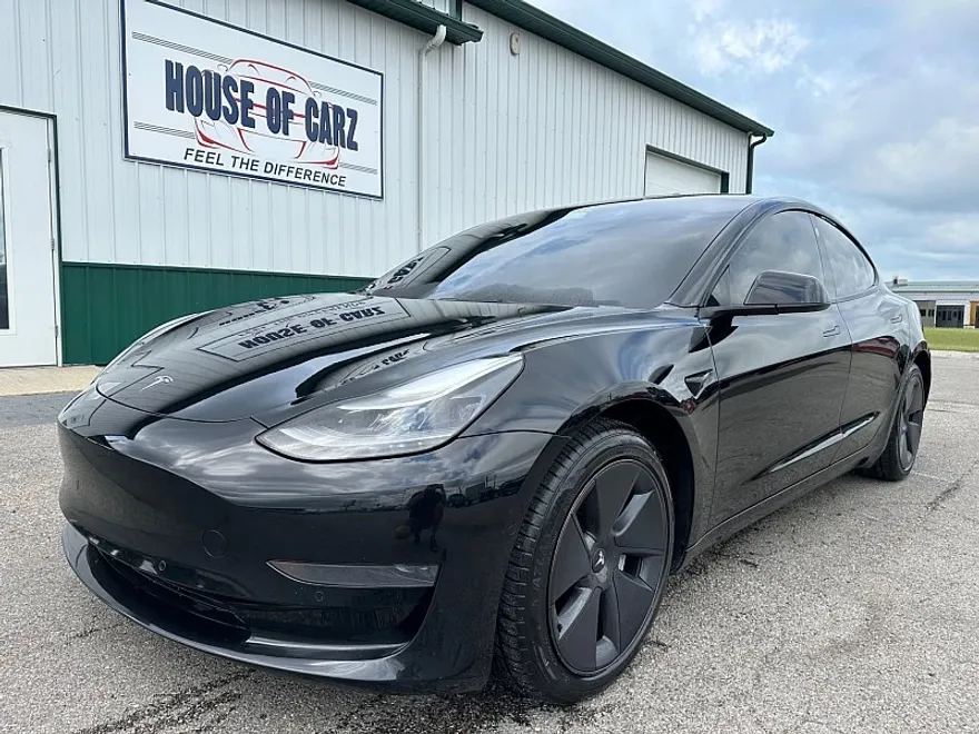 2022 Tesla Model 3 photo 1