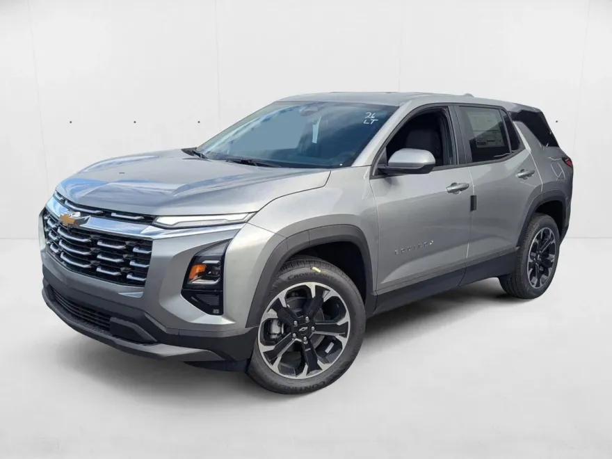 2026 Chevrolet Equinox LT photo 1