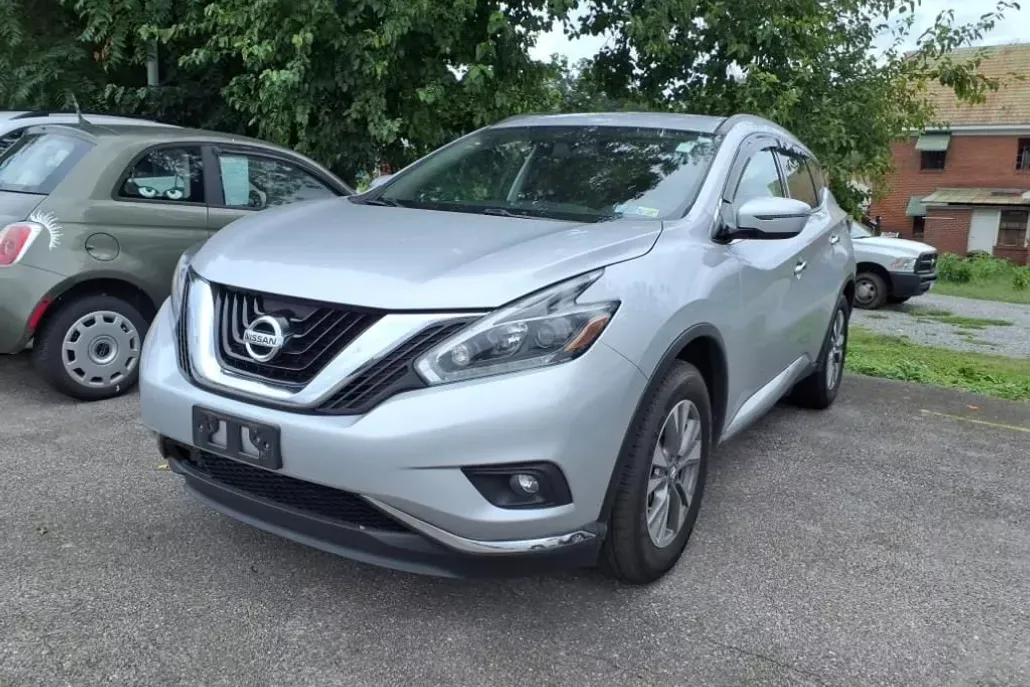 2018 Nissan Murano SV photo 1