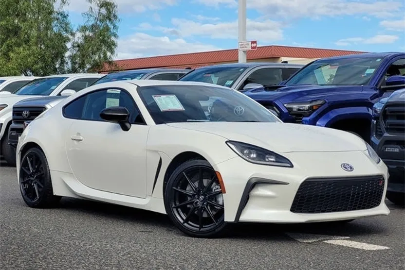 2024 Toyota GR86 Premium photo 1