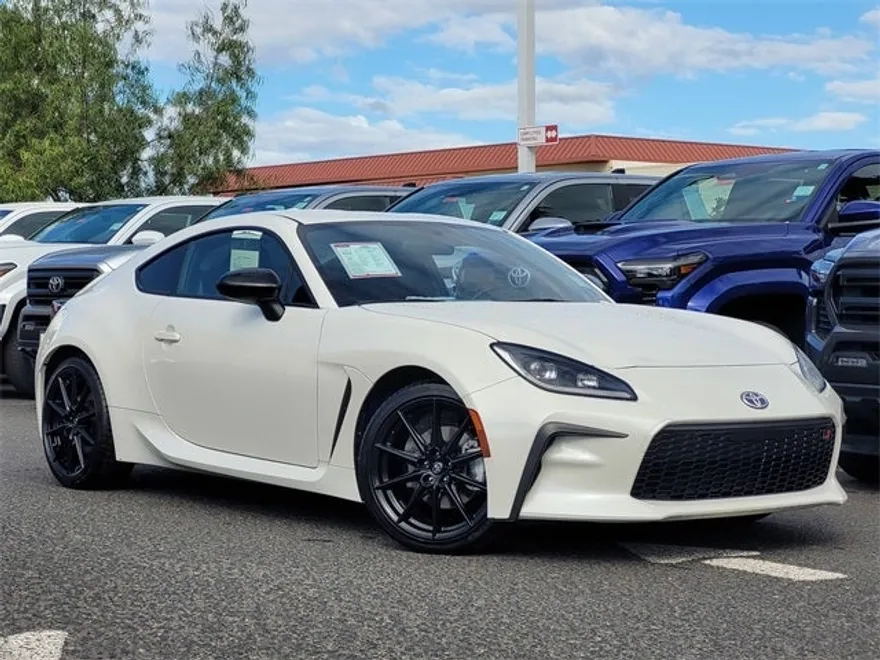 2024 Toyota GR86 Premium photo 1
