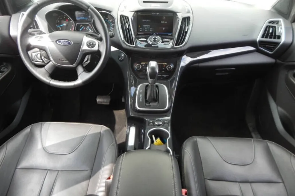 2013 Ford Escape Titanium photo 1
