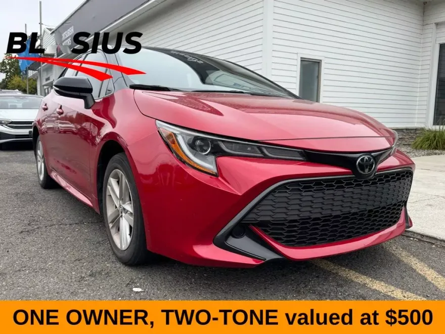 2021 Toyota Corolla SE photo 1