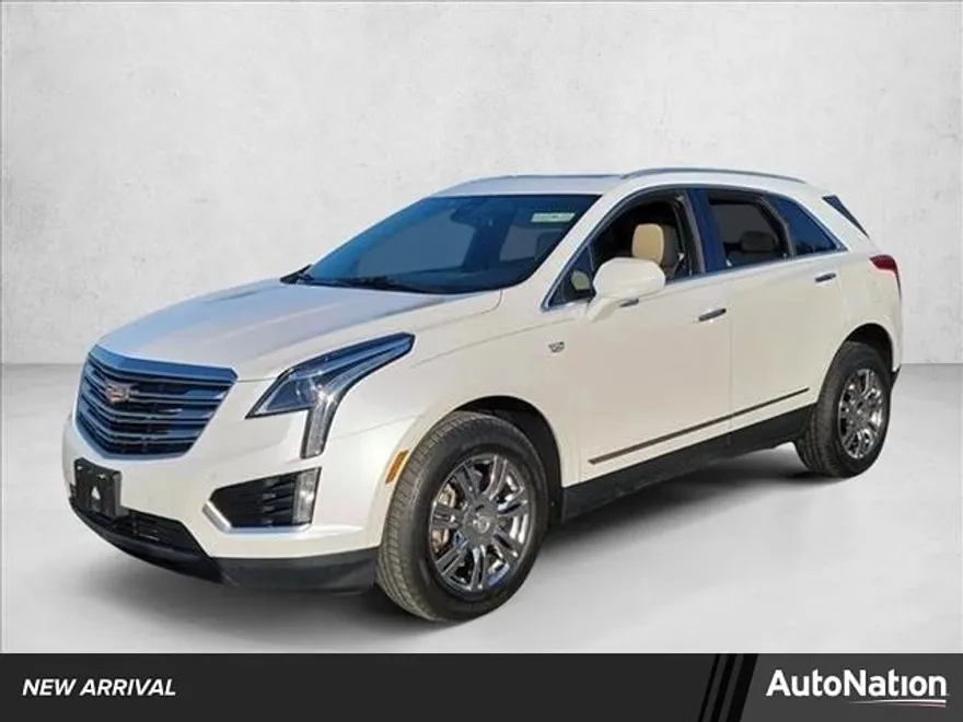 2017 Cadillac XT5 Luxury photo 1