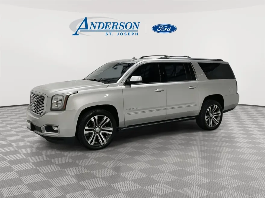 2019 Gmc Yukon XL Denali photo 1