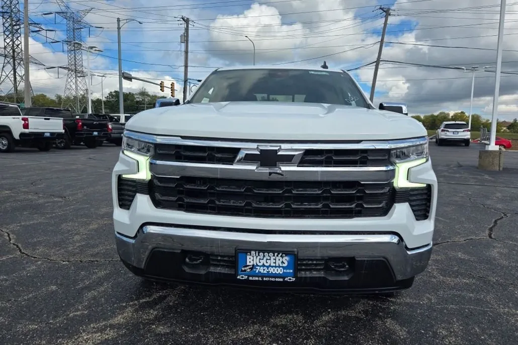 2026 Chevrolet Silverado 1500 LT photo 1