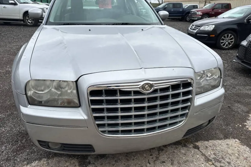 2008 Chrysler 300 Touring photo 1