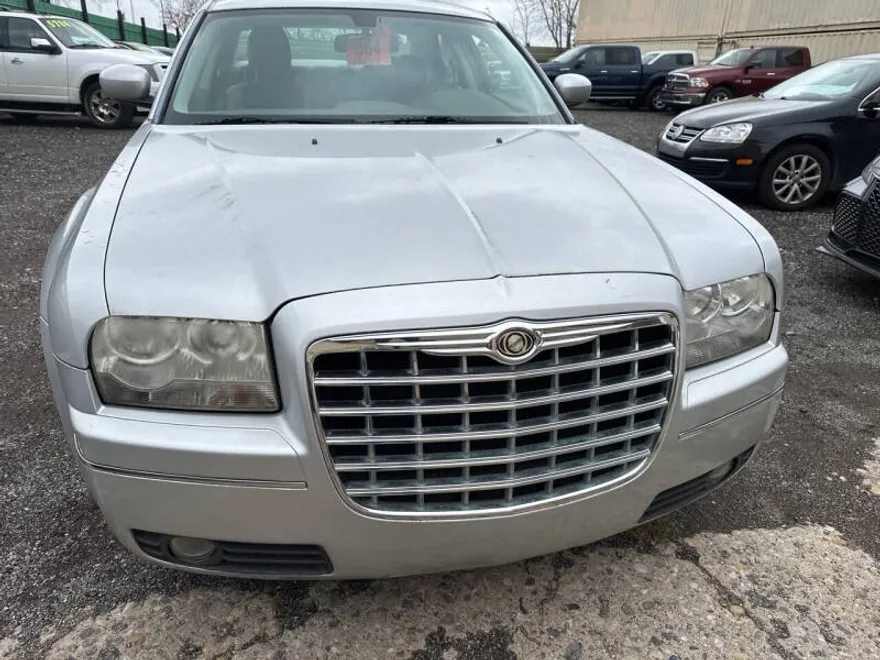 2008 Chrysler 300 Touring photo 1