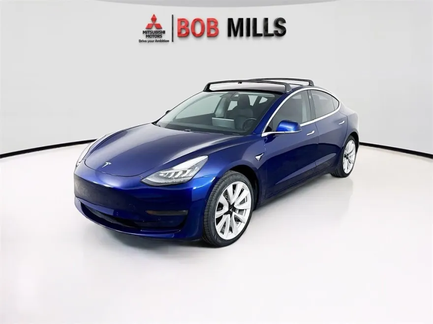 2018 Tesla Model 3 Long Range photo 1