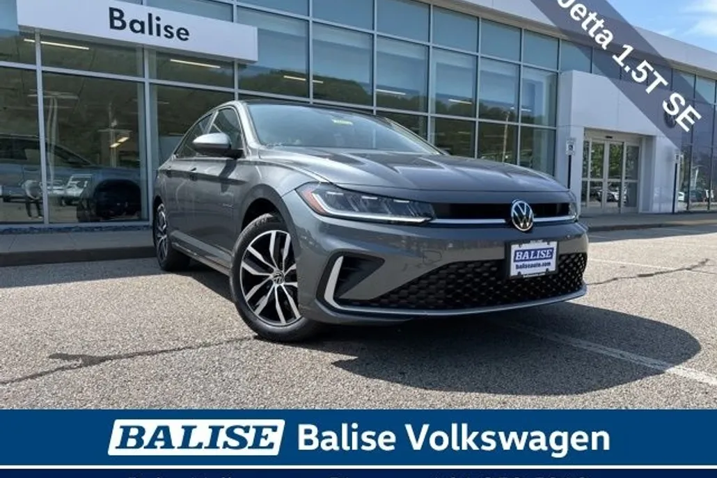 2025 Volkswagen Jetta SE photo 1