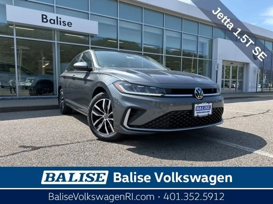 2025 Volkswagen Jetta SE photo 1
