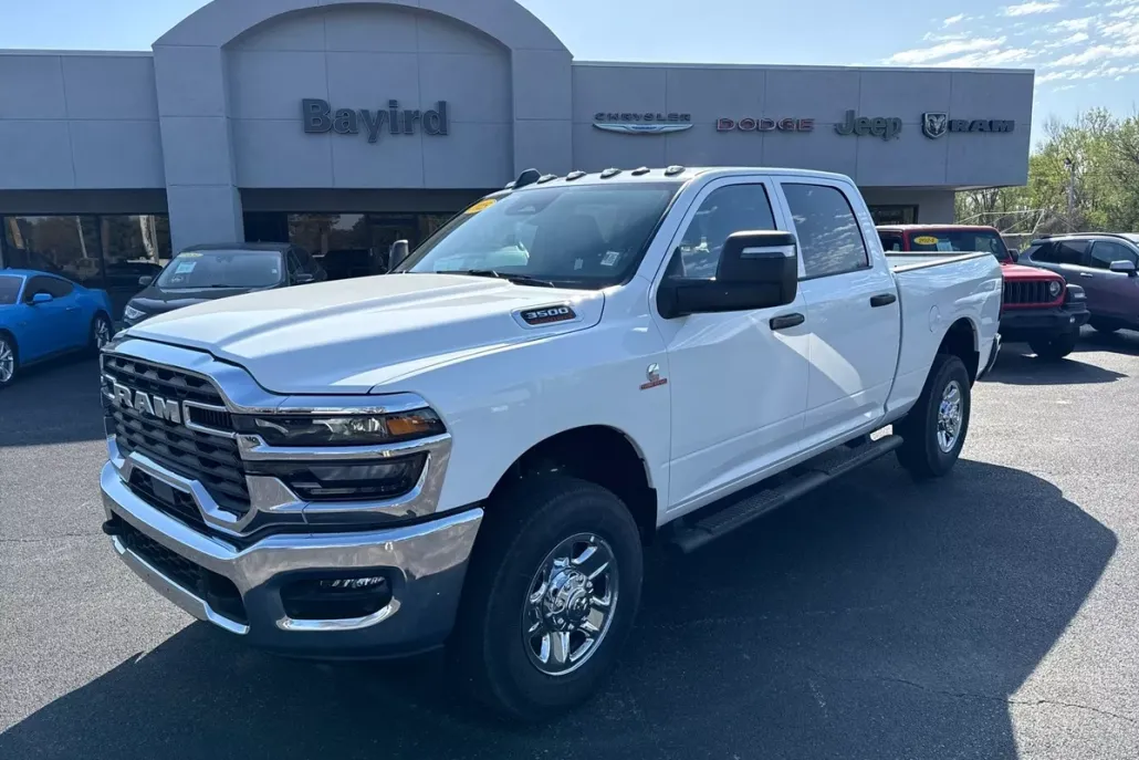 2025 Ram 3500 Tradesman photo 1