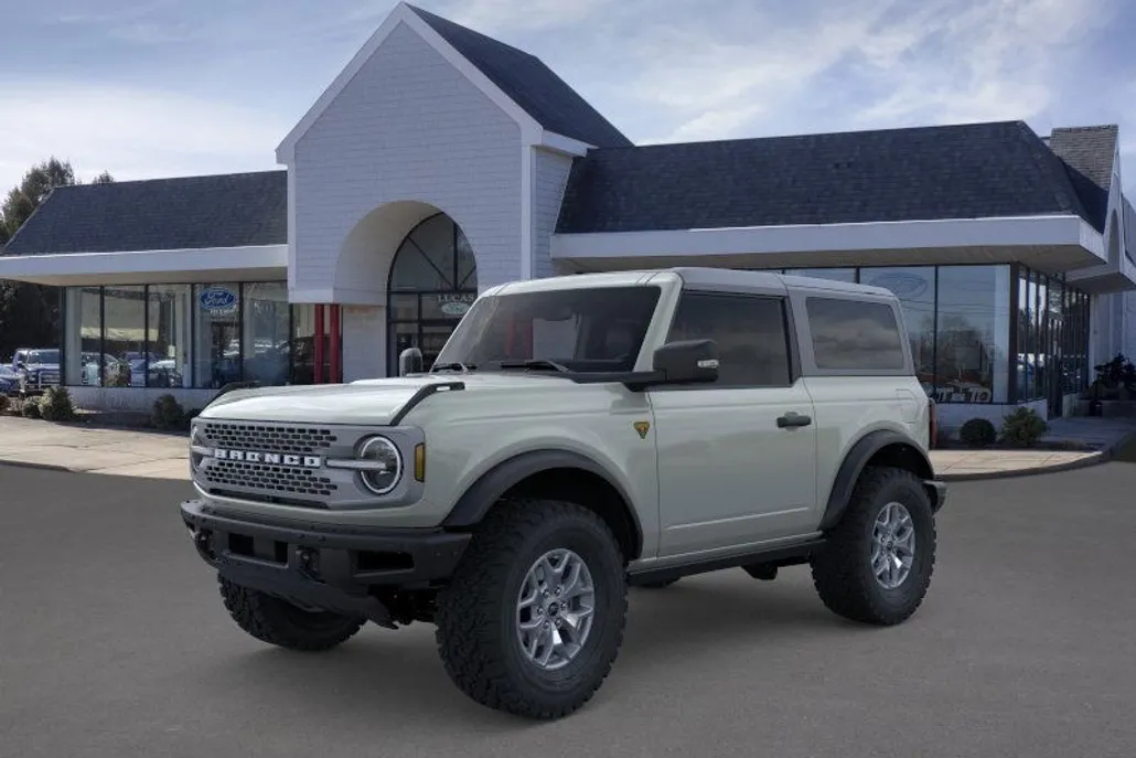 2024 Ford Bronco Badlands photo 1