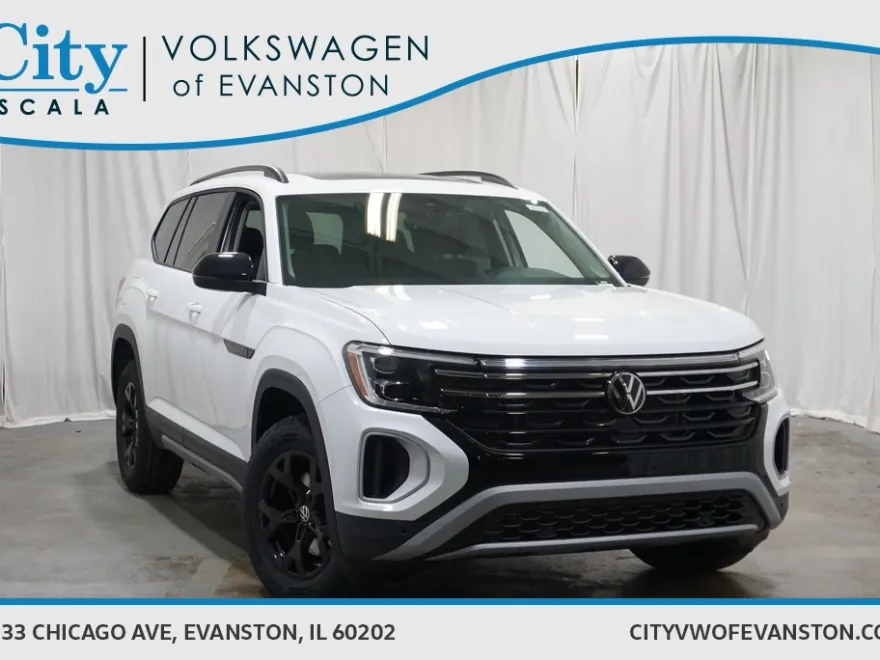 2025 Volkswagen Atlas Peak Edition SE photo 1