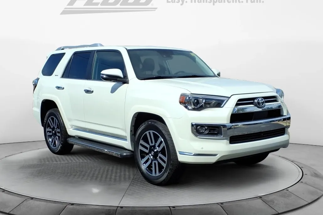 2023 Toyota 4Runner Limited photo 1