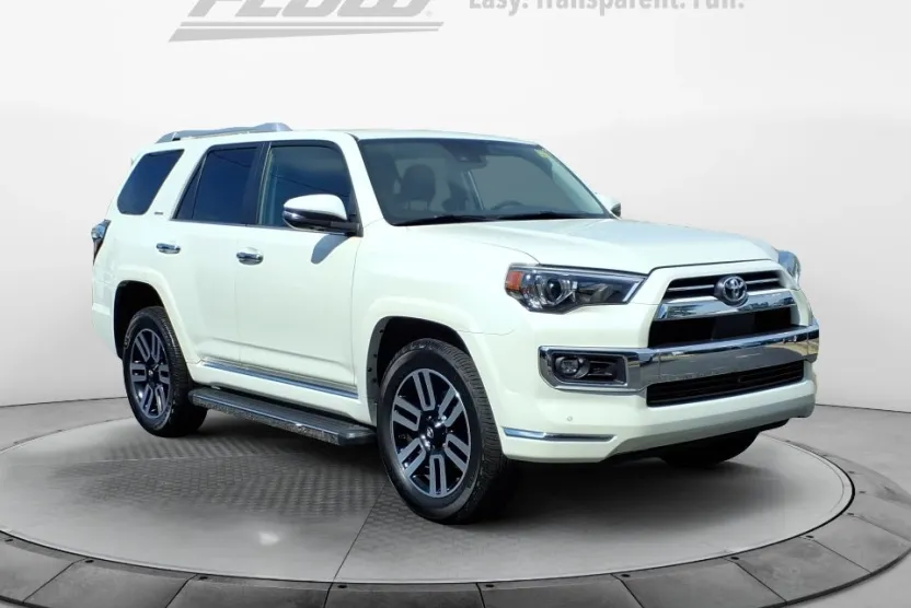 2023 Toyota 4Runner Limited photo 1