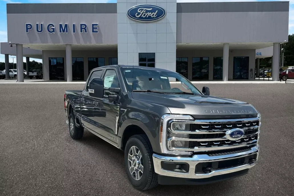 2026 Ford F-250 Lariat photo 1