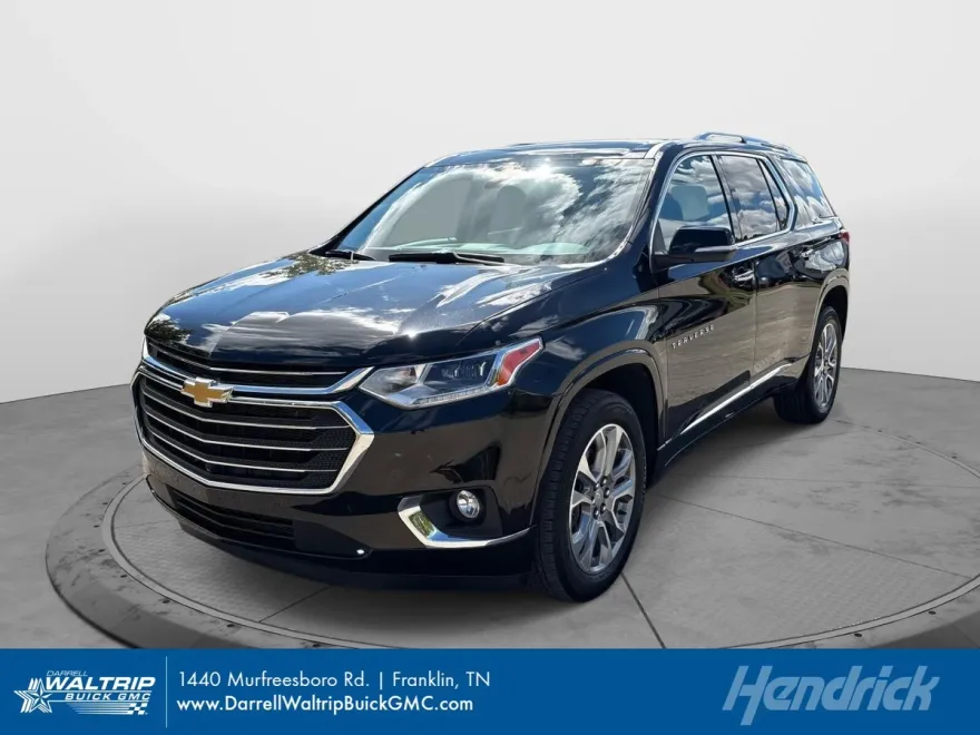 2021 Chevrolet Traverse Premier photo 1