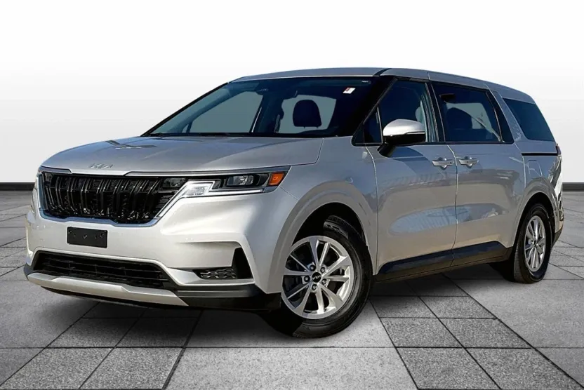 2022 Kia Carnival LXS photo 1