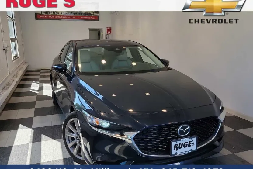 2023 Mazda Mazda3 Sedan 2.5 s Preferred photo 1