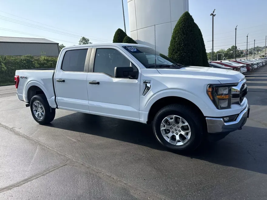 2023 Ford F-150 XLT photo 1