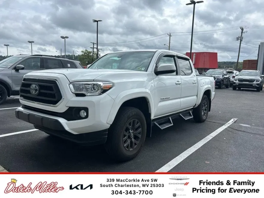 2023 Toyota Tacoma SR5 photo 1