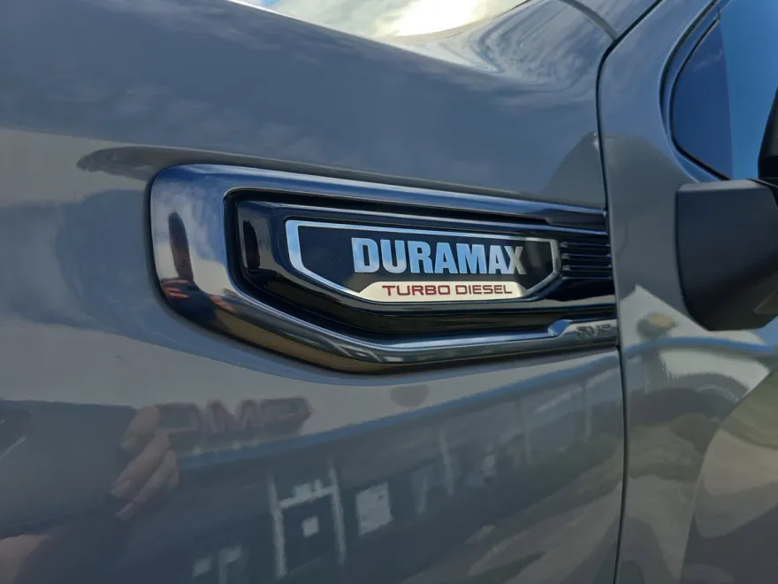 2025 Gmc Sierra 1500 AT4 photo 1