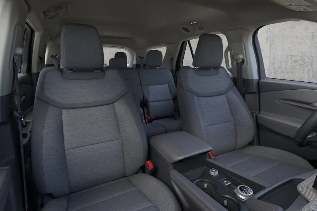 2025 Ford Explorer photo 1