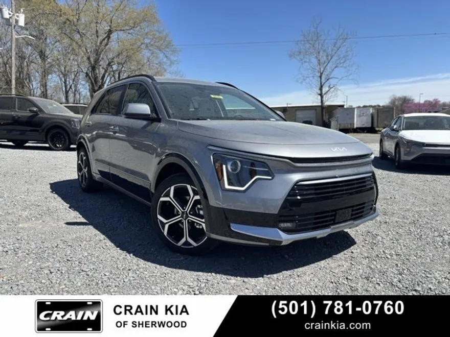 2025 Kia Niro EX Touring photo 1