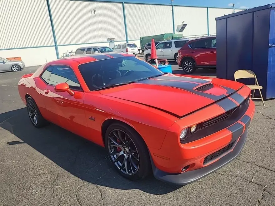 2017 Dodge Challenger SRT8 392 photo 1