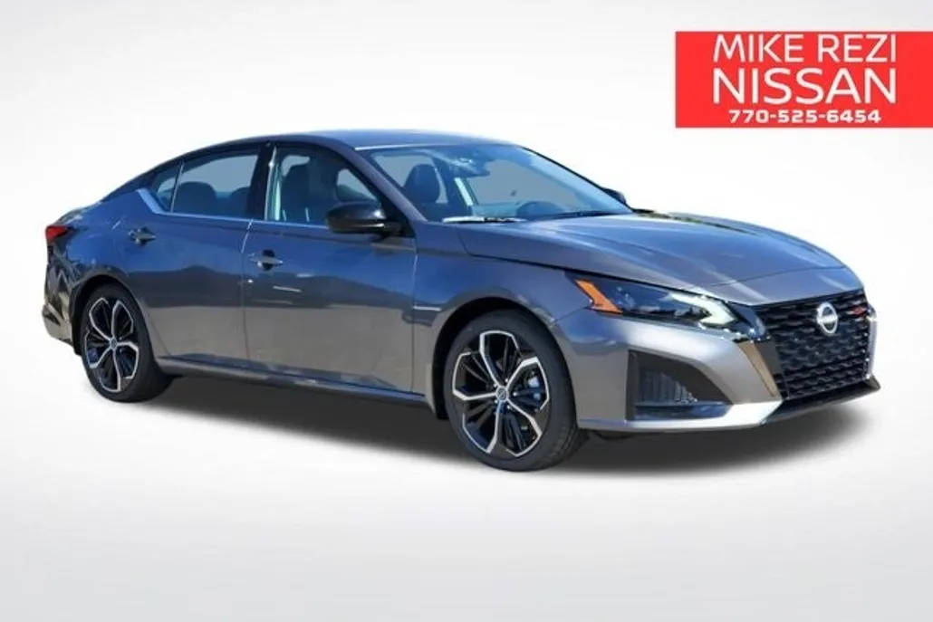 2025 Nissan Altima 2.5 SR photo 1