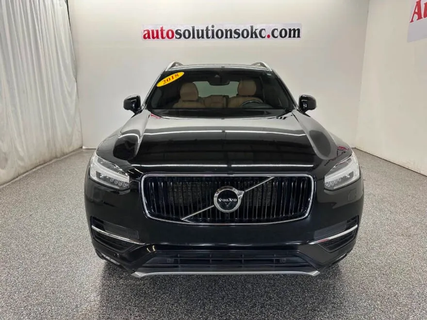 2018 Volvo XC90 T5 Momentum photo 1