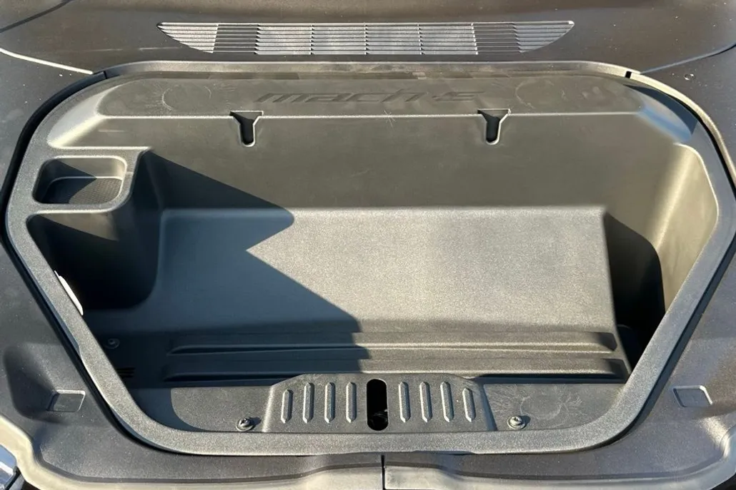 2025 Ford Mustang Mach-E Premium photo 1