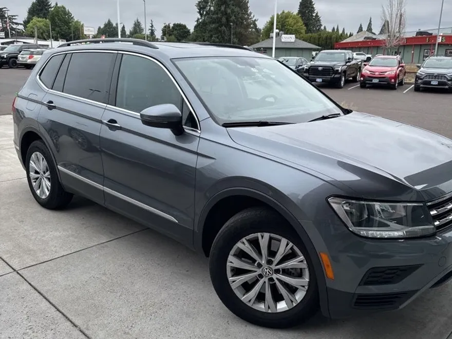 2018 Volkswagen Tiguan SE photo 1
