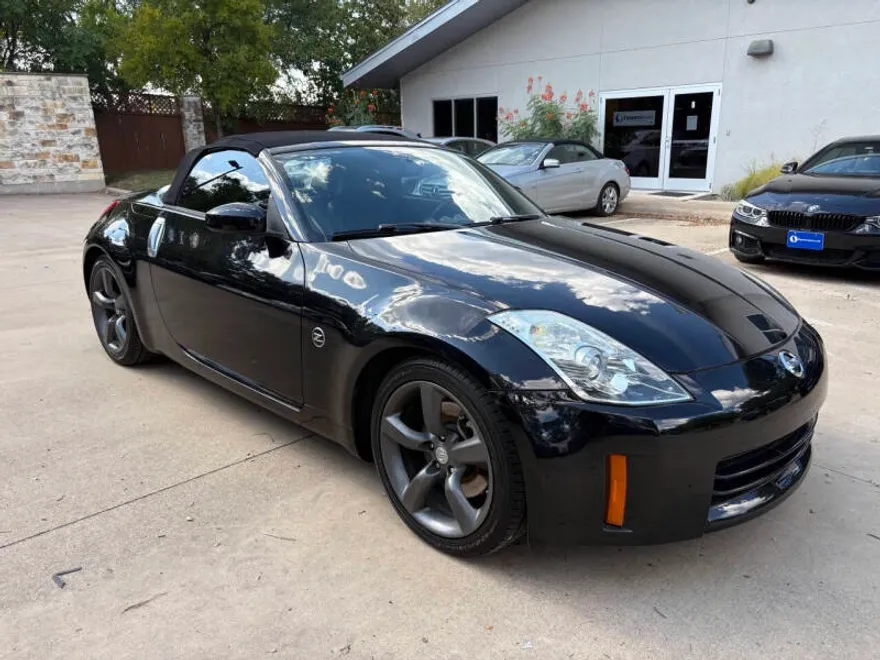 2006 Nissan 350Z Touring photo 1