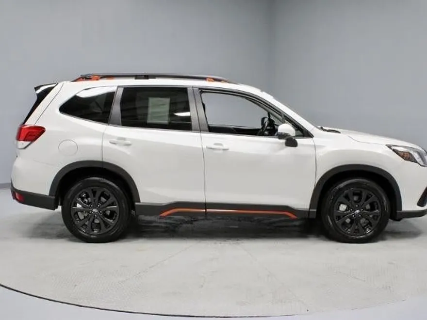 2024 Subaru Forester Sport photo 1