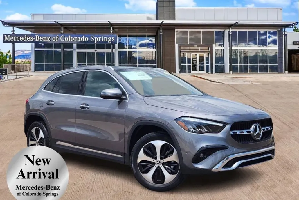 2025 Mercedes Benz GLA 250 4MATIC photo 1
