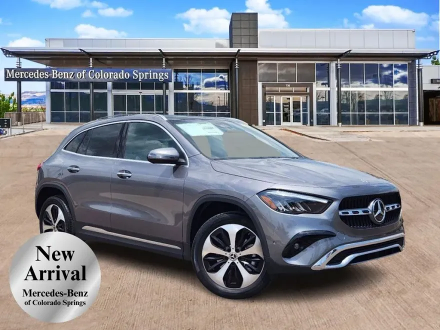 2025 Mercedes Benz GLA 250 4MATIC photo 1