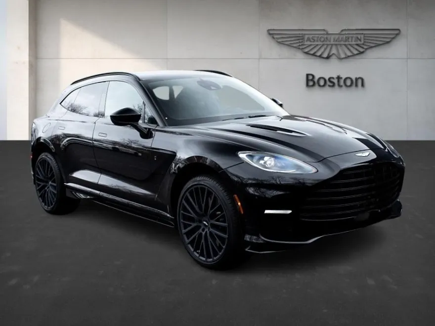 2024 Aston Martin DBX photo 1