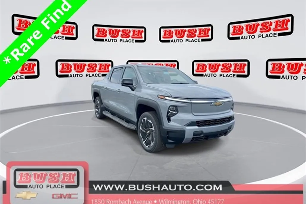 2026 Chevrolet Silverado EV LT photo 1