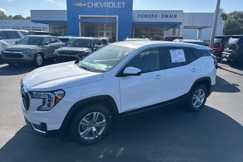 2024 Gmc Terrain SLE photo 1